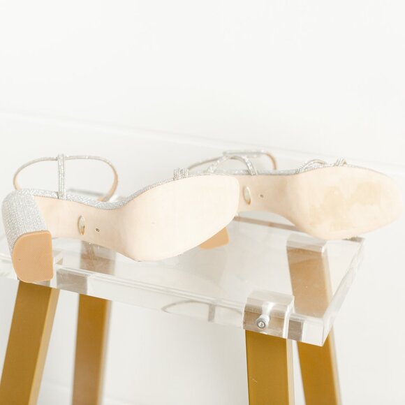 Badgley Mischka Rebekah Platinum Silver Women 8 Block Heel Sandal Fabric - Picture 4 of 14